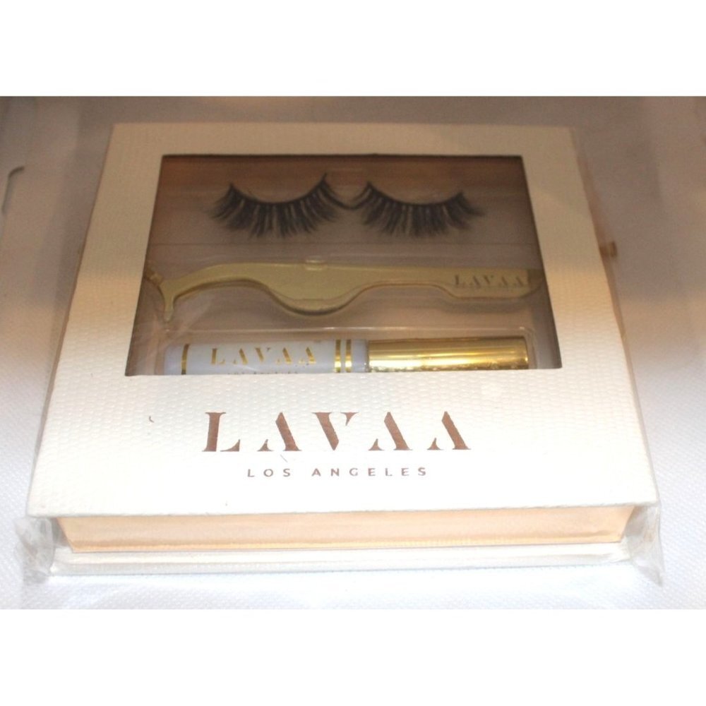 Lavaa Lash Los Angeles Set Flirty Lash Set False Eyelashes 3D Mink Beauty Makeup